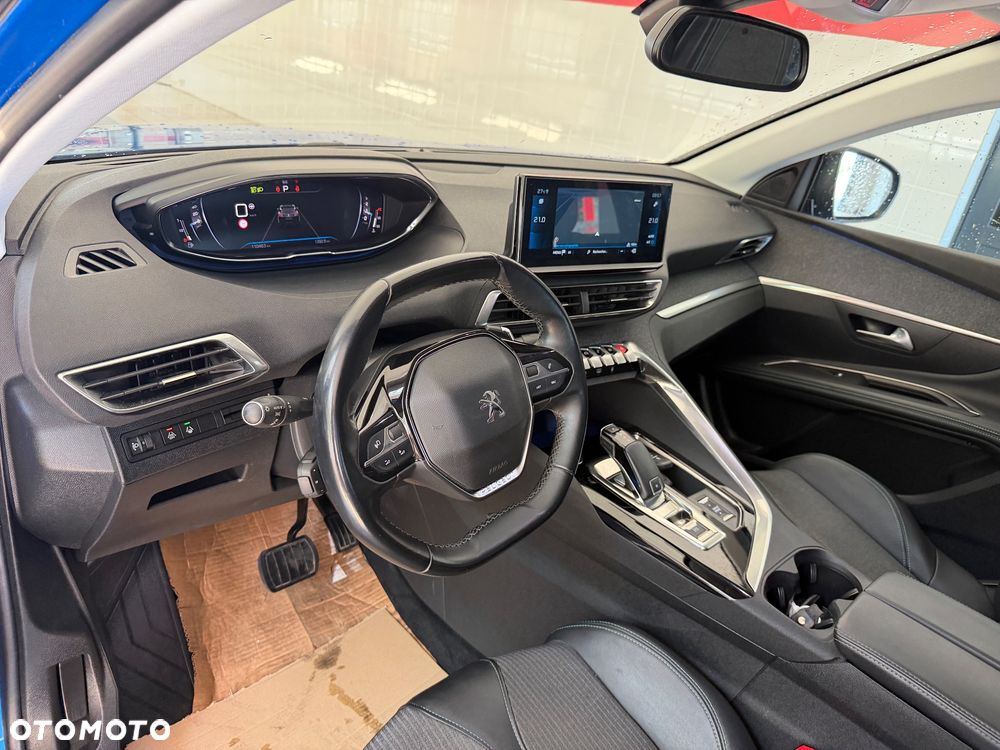 Peugeot 3008 1.2 PureTech Allure Pack S&S EAT8 - 23