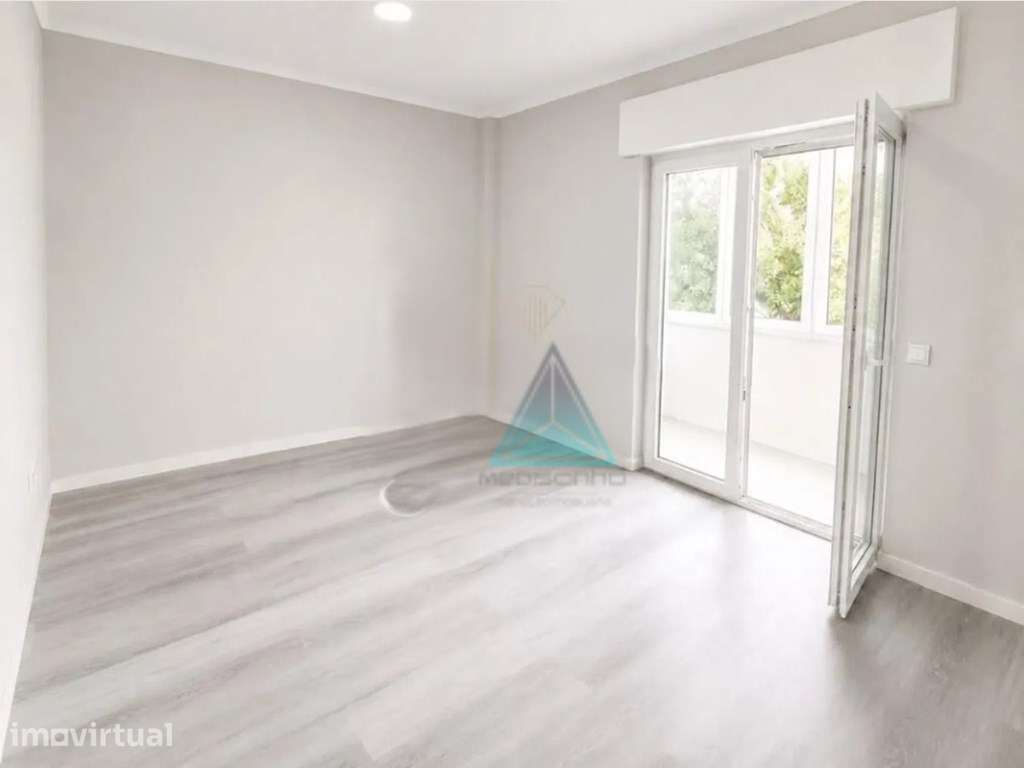 T2 Totalmente Remodelado em Setúbal cheio de Conforto, Moderno e Fu... - Grande imagem: 4/7