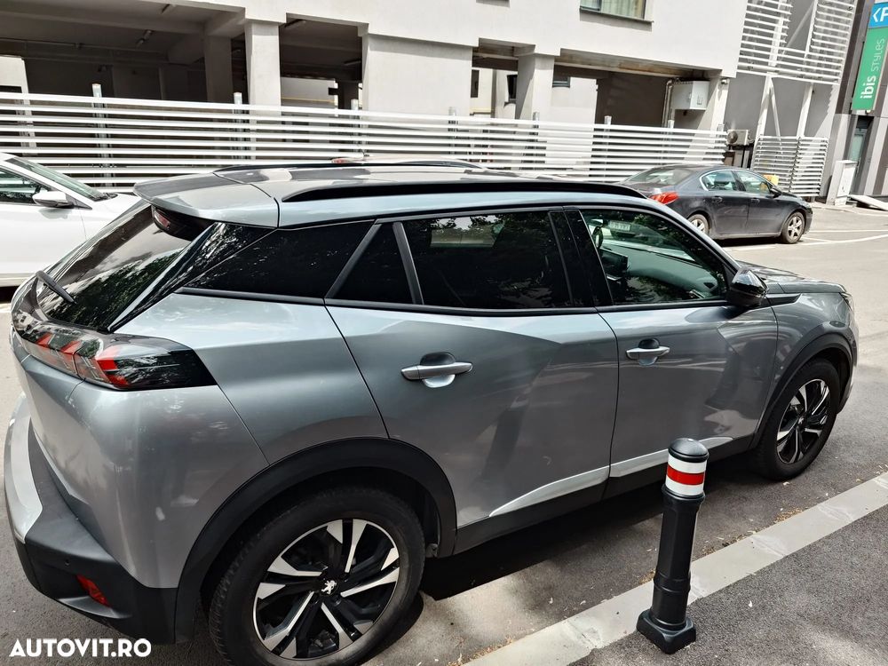 Peugeot 2008 1.2 L PureTech STT EAT8 Allure - 5