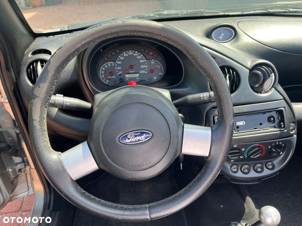 Ford Streetka 1.6 - 13