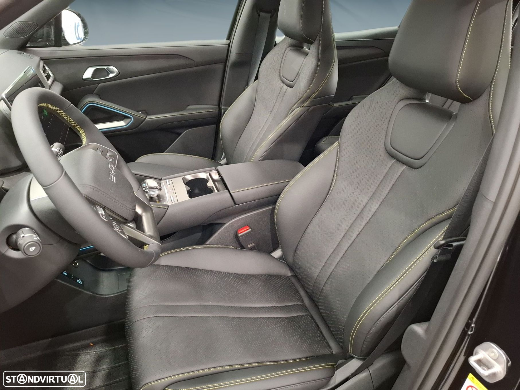BYD Atto 2 45.1 kWh Boost - 9