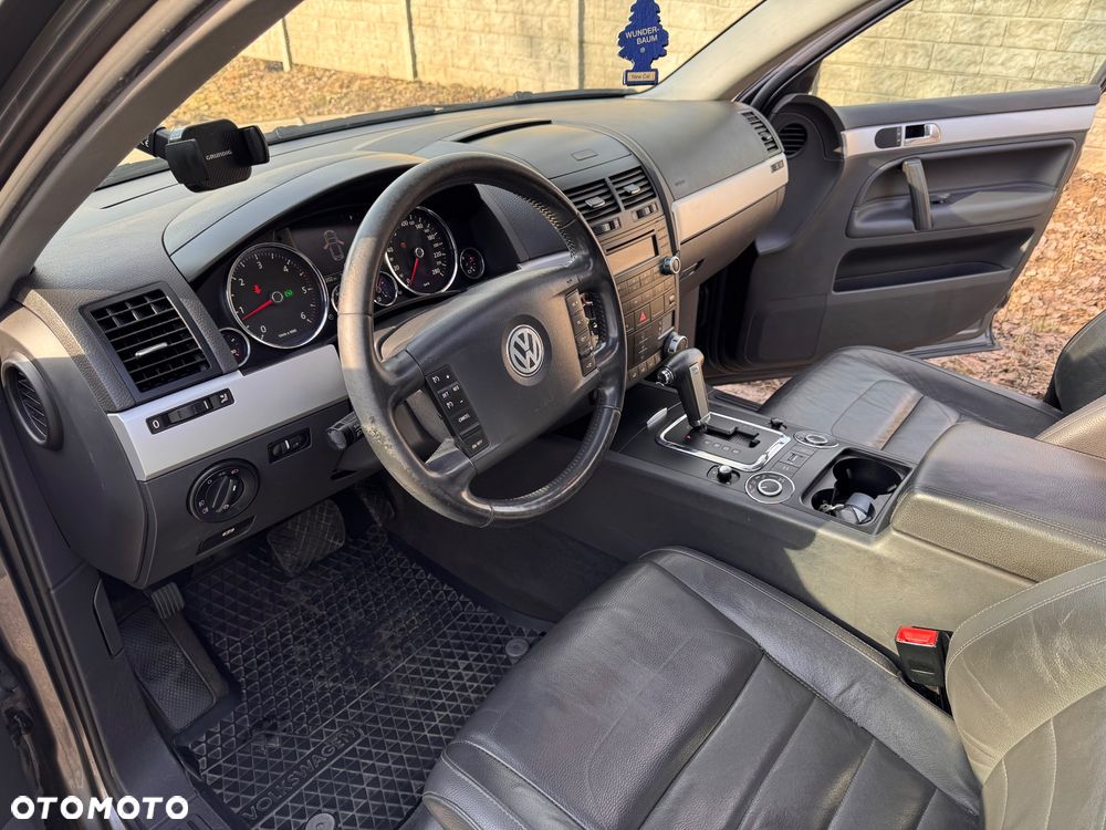 Volkswagen Touareg - 5