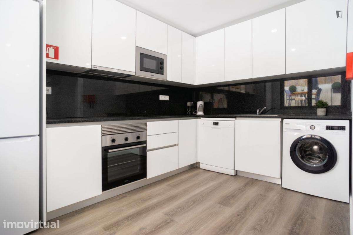 Apartamento com 2 quartos - localizado em Faro - Grande imagem: 3/19
