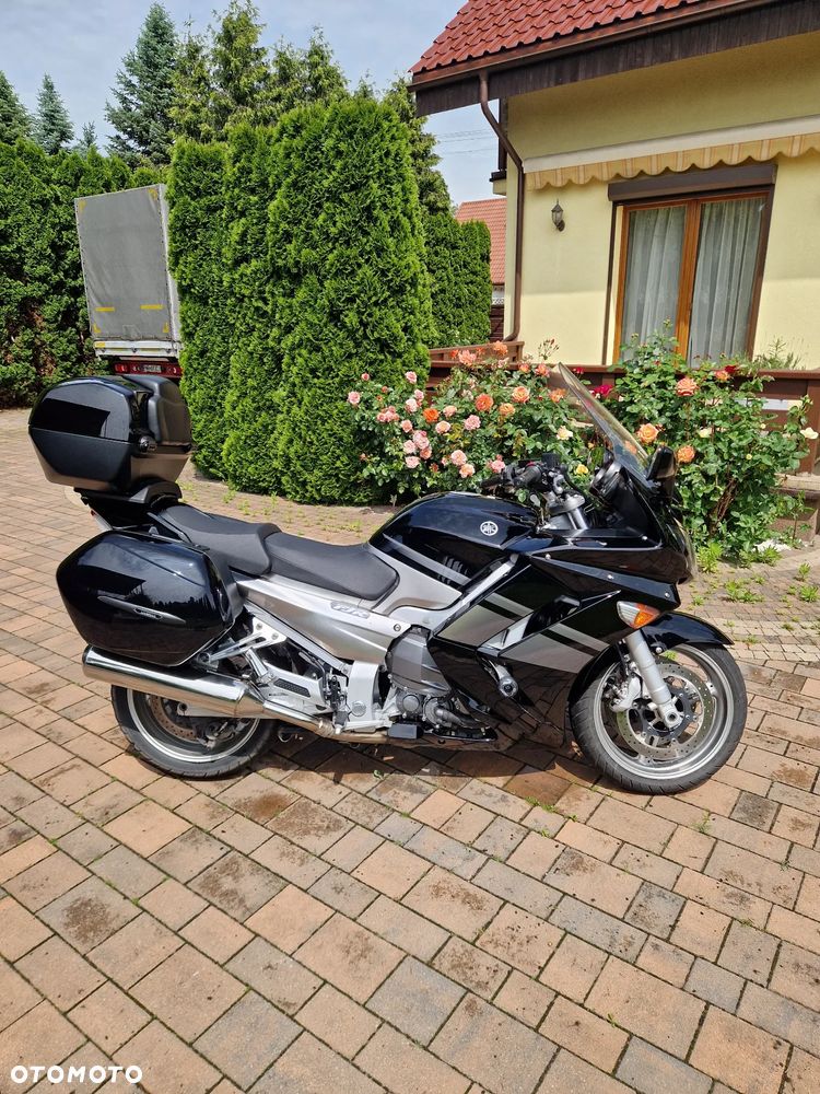 Yamaha FJR - 3