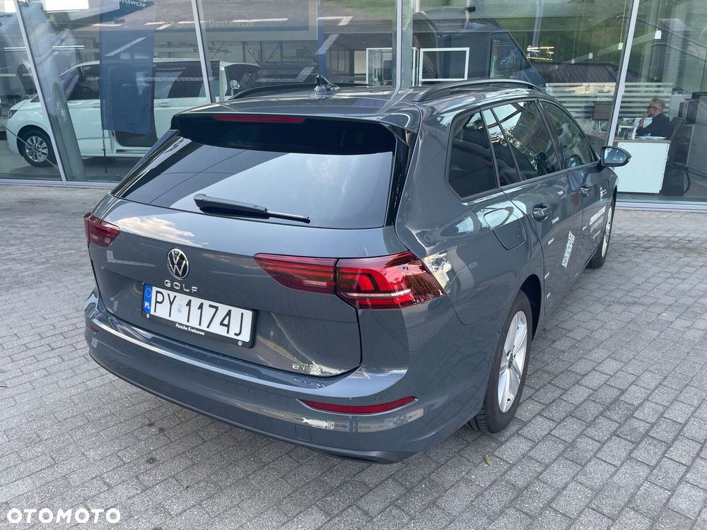 Volkswagen Golf Variant - 8