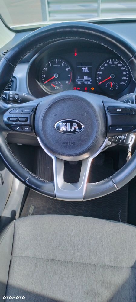 Kia Stonic 1.2 M - 7