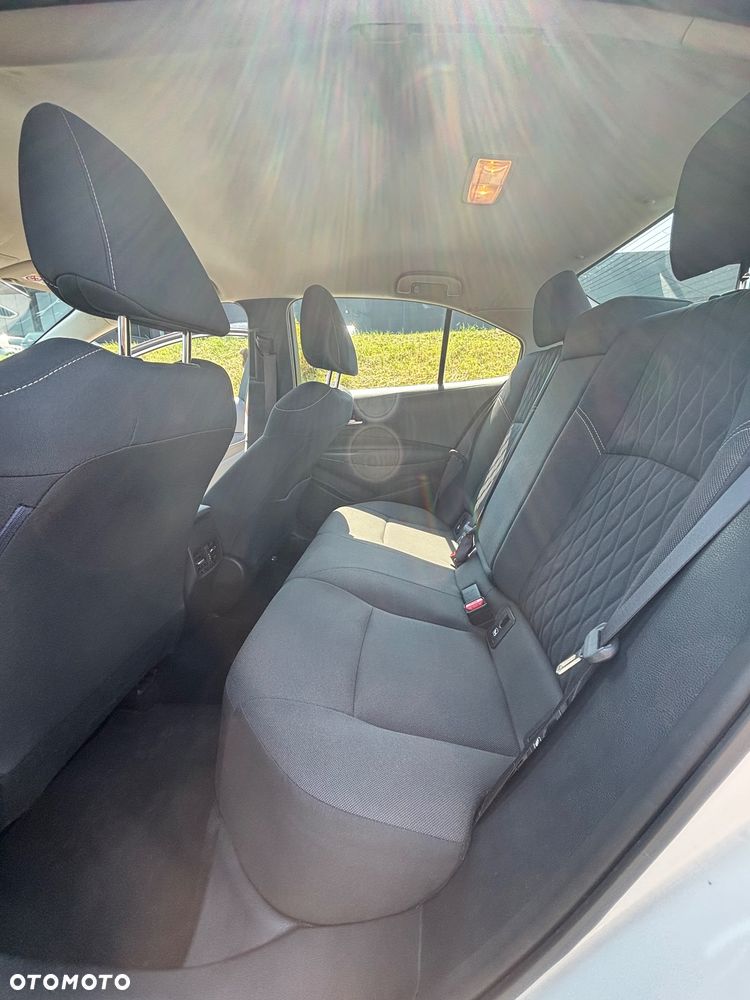 Toyota Corolla 1.5 Comfort - 12