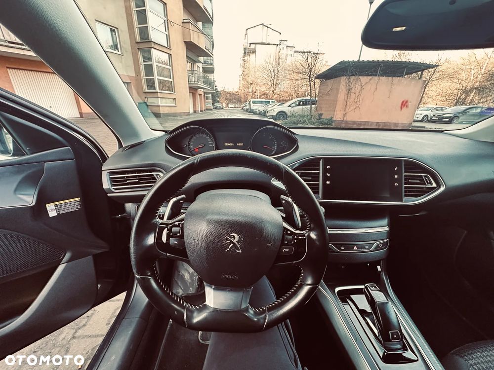 Peugeot 308 BlueHDi 130 EAT6 Stop & Start Allure - 18