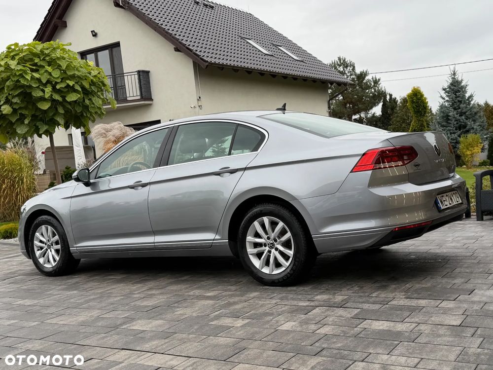 Volkswagen Passat 2.0 TDI EVO Business - 8