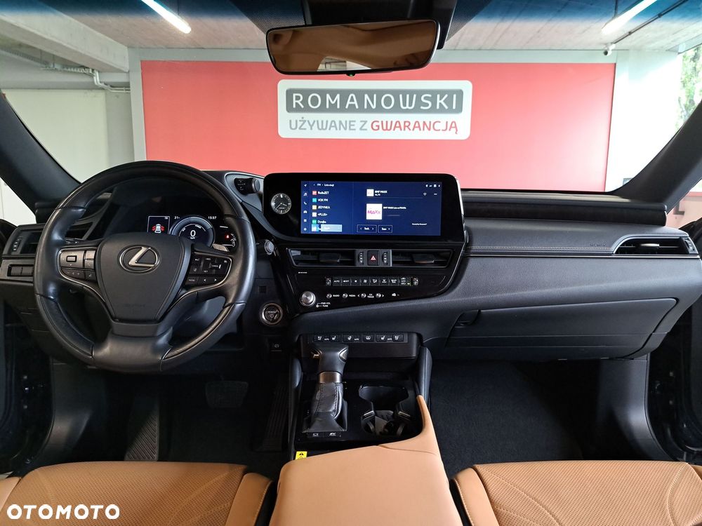Lexus ES 300h Prestige - 22