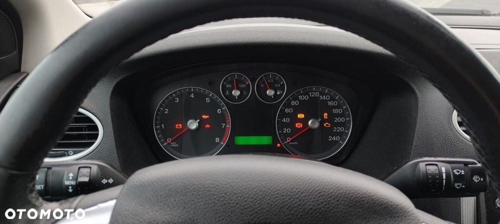 Ford Focus 1.6 Titanium - 8