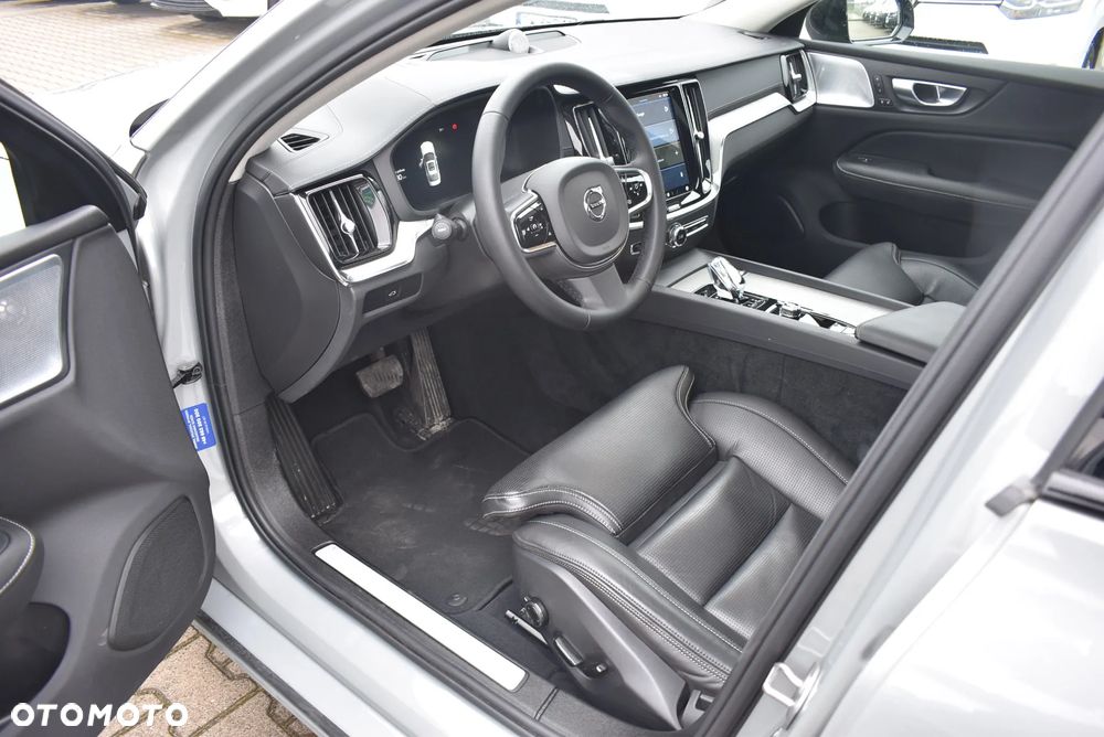 Volvo S60 B5 B AWD Ultimate Dark - 9