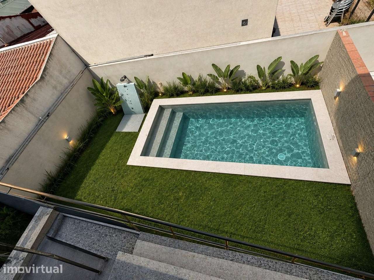 Moradias T4 com 3 suítes e piscina em Fernão Ferro. - Grande imagem: 4/29