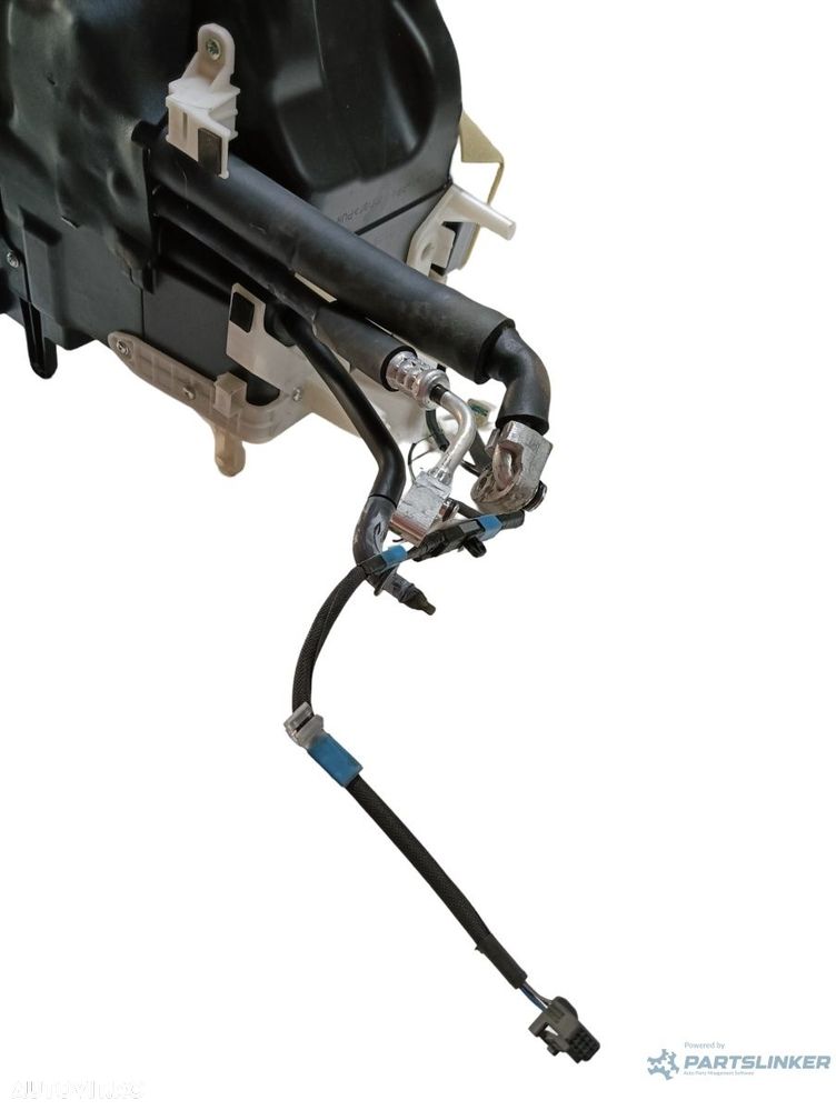 Cotiera/frigider/compartiment fata TOYOTA LAND CRUISER 150 TRJ15_, KDJ15_, GRJ15_, GDJ15_ 2009 - > - 3