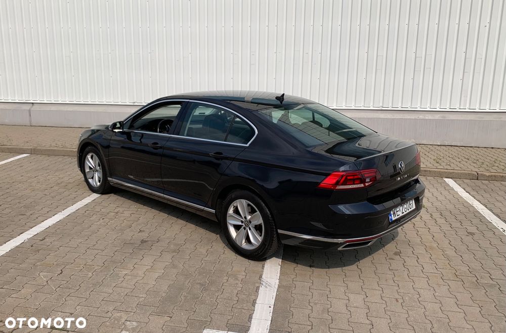 Volkswagen Passat 1.5 TSI EVO Elegance DSG - 3