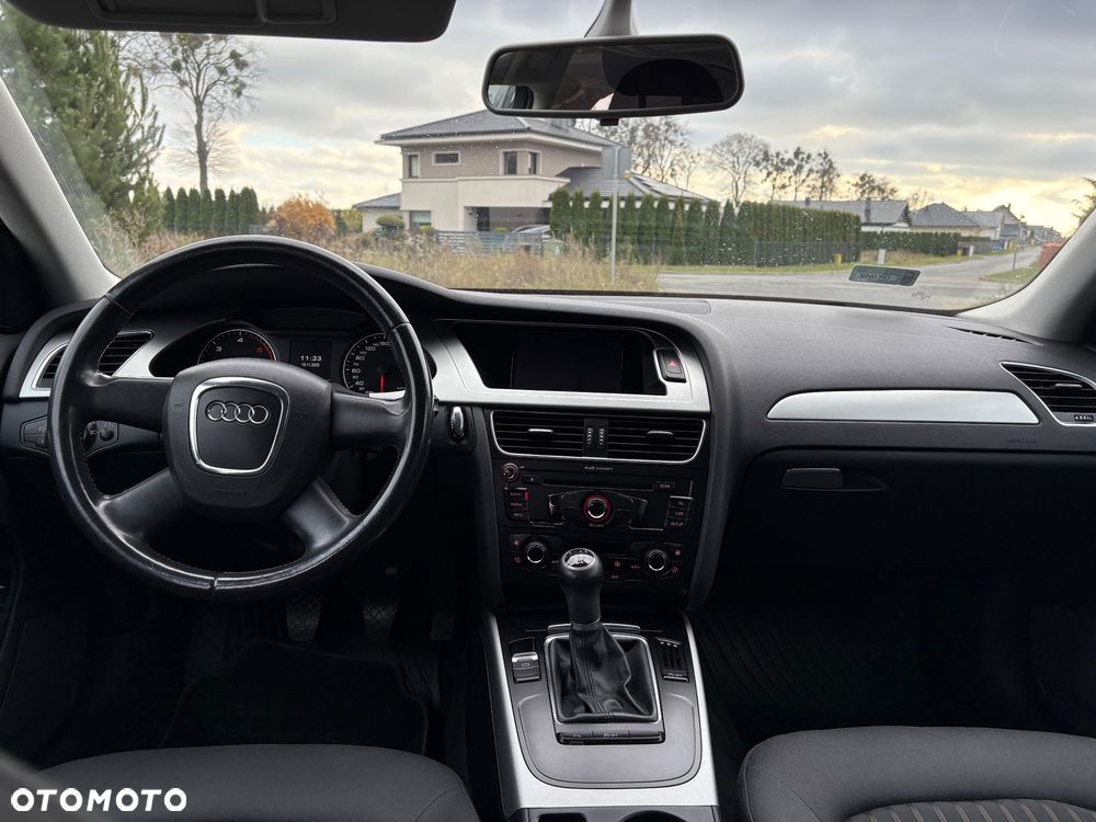 Audi A4 Avant 2.0 TDI Limited Edition - 8