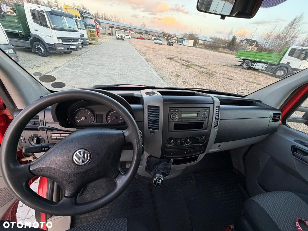 Volkswagen Crafter, Bliźniak, Doka 5/6 osób, Dźwig HMF 500kg - 9
