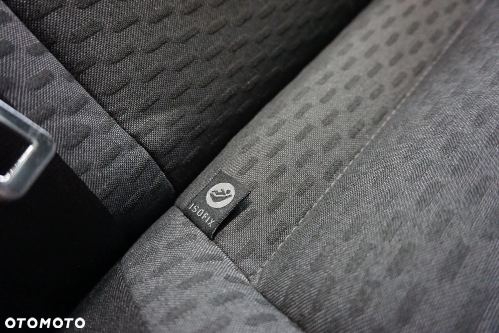 Skoda Fabia 1.2 TSI Ambiente - 25