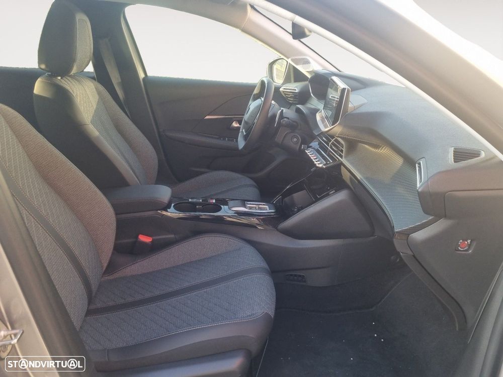 Peugeot 208 1.2 Hybrid Allure e-DCS6 - 15