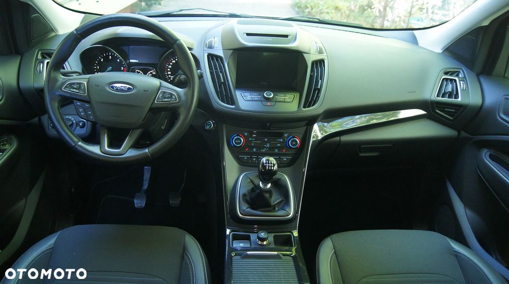 Ford Kuga 2.0 TDCi 4x4 Business Edition - 12