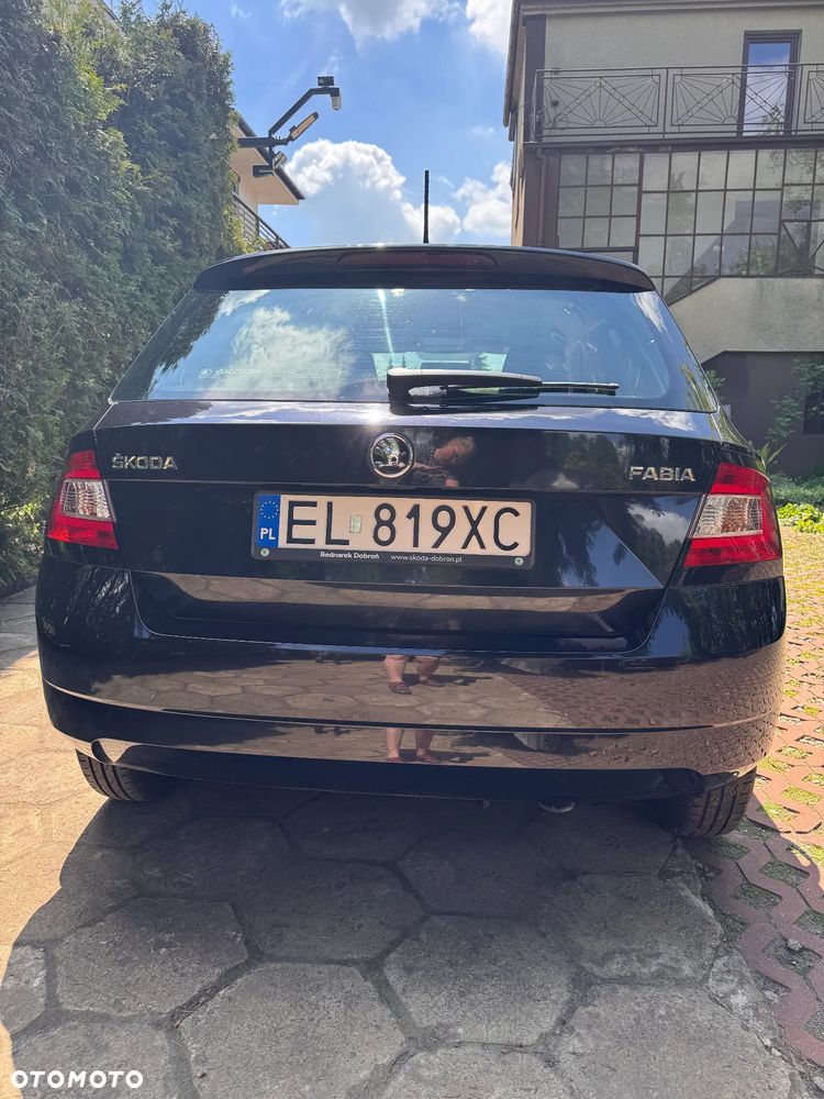 Skoda Fabia 1.2 TSI Active - 11