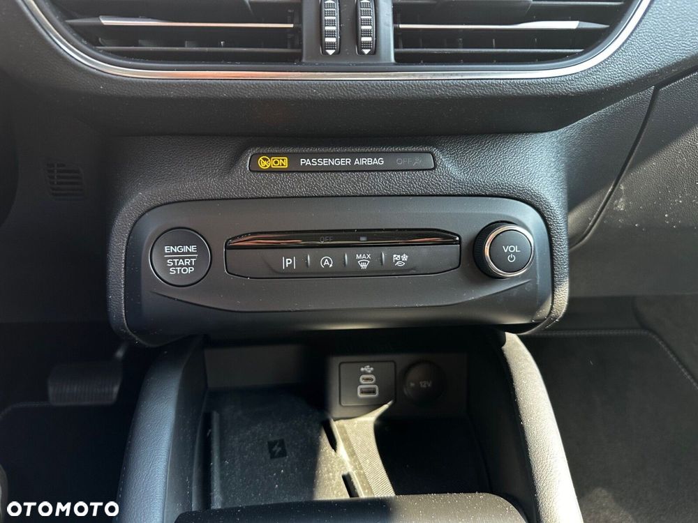 Ford Focus 1.5 EcoBlue Titanium X - 18