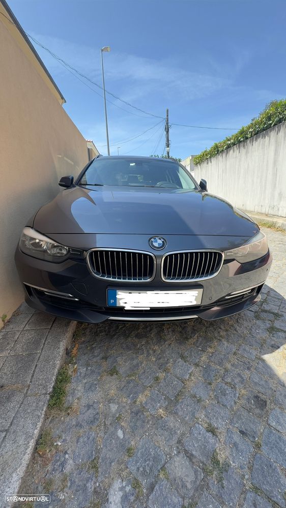 BMW 318 Gran Turismo d Line Luxury - 3