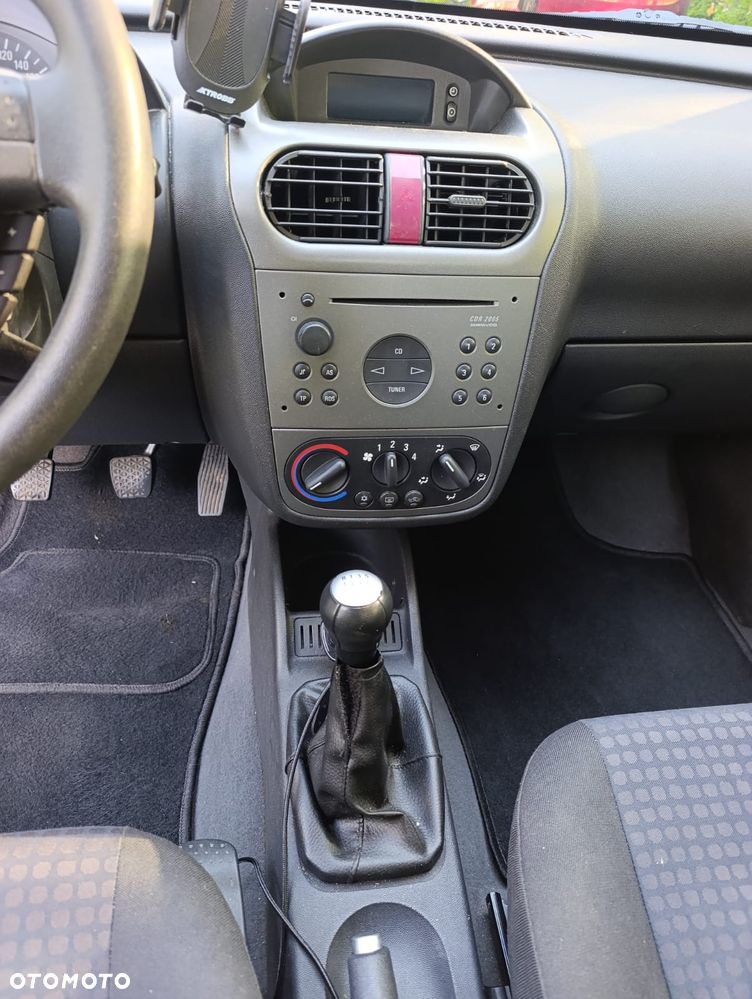 Opel Corsa - 5