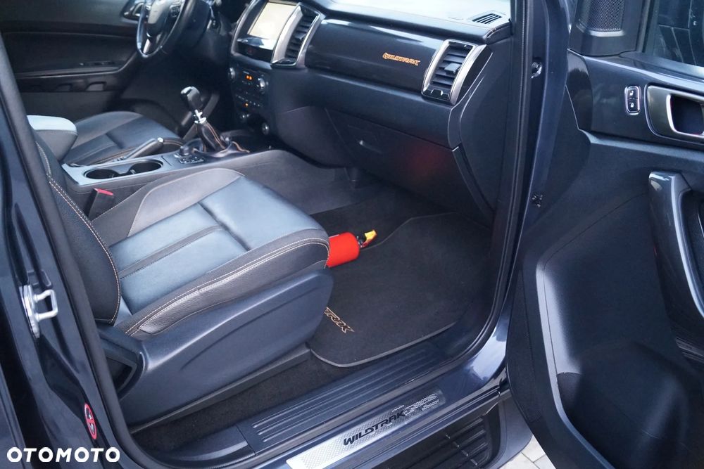 Ford Ranger 2.0 EcoBlue 4x4 DC Wildtrak - 13