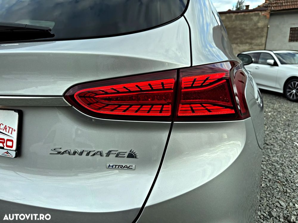 Hyundai Santa Fe 2.2 CRDi 4WD Automatik Premium - 33