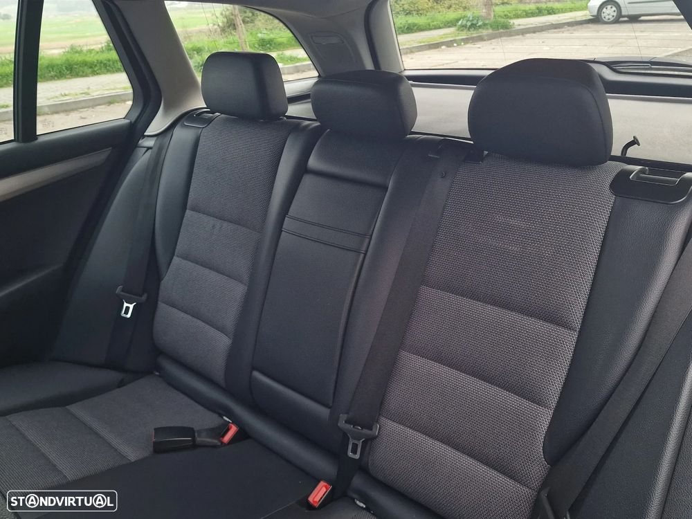 Mercedes-Benz C 220 Station CDI DPF Auto BlueEFFICIENCY Avantgarde - 12