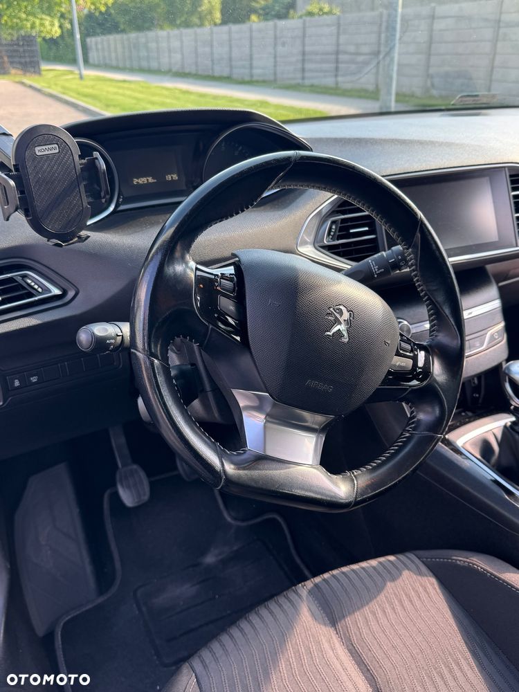Peugeot 308 1.6 BlueHDi Active S&S - 21