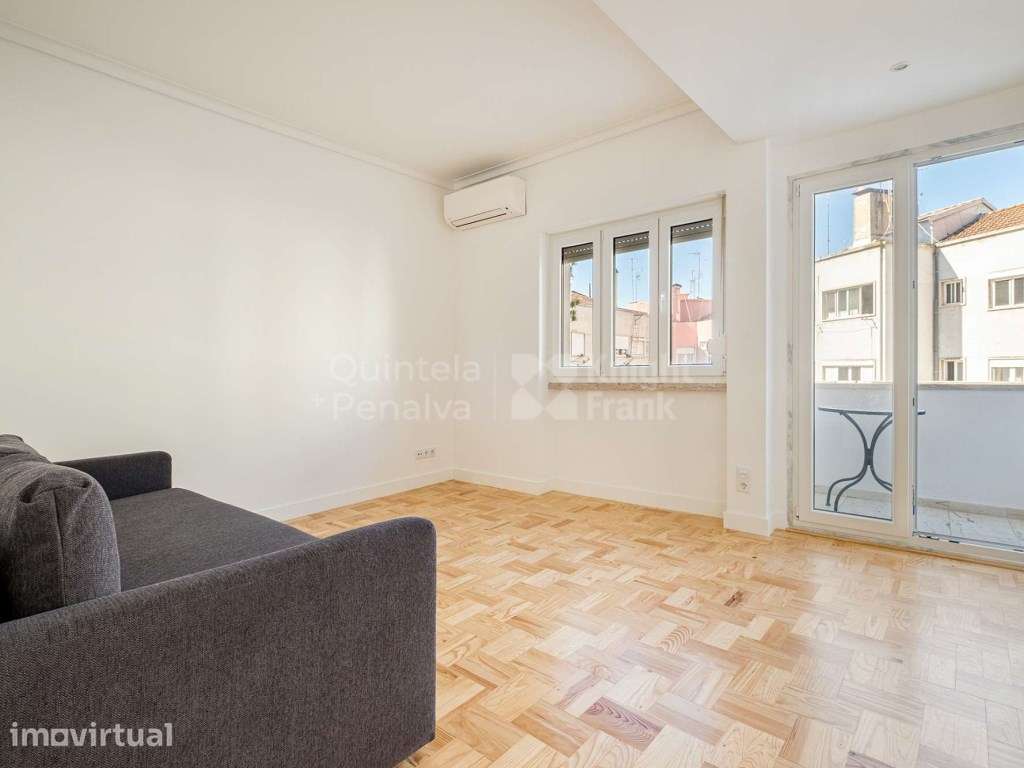 Apartamento T1 para arrendamento, semi-mobilado em Santo António - Grande imagem: 5/24