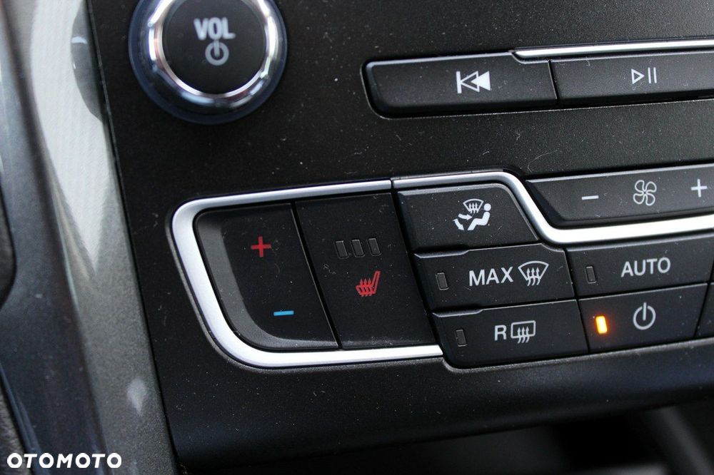 Ford Mondeo SW 2.0 Hybrid Trend - 24