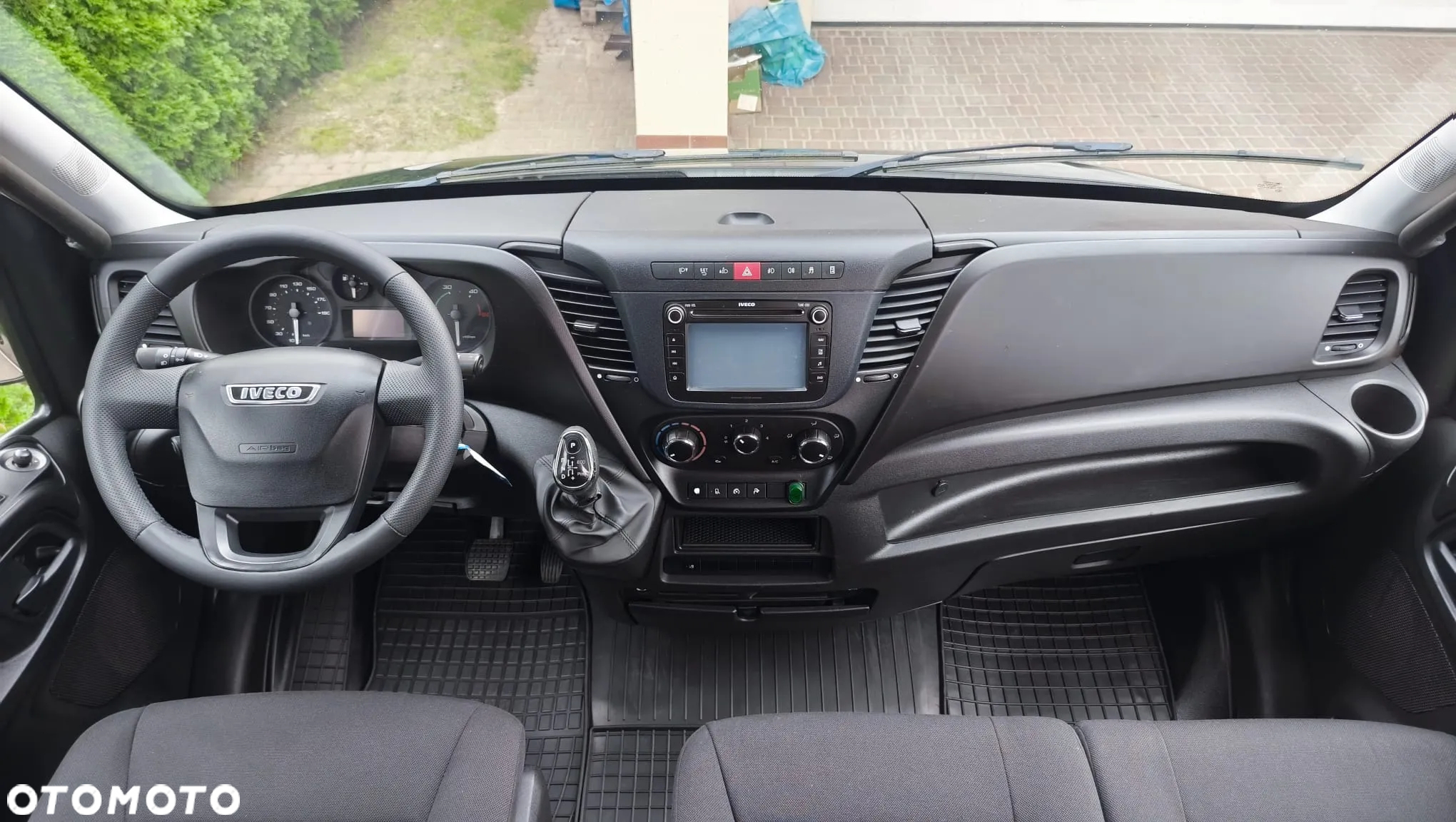 Iveco Daily 35S170 Brygadówka - 11