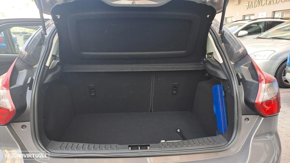 Ford Focus - 18