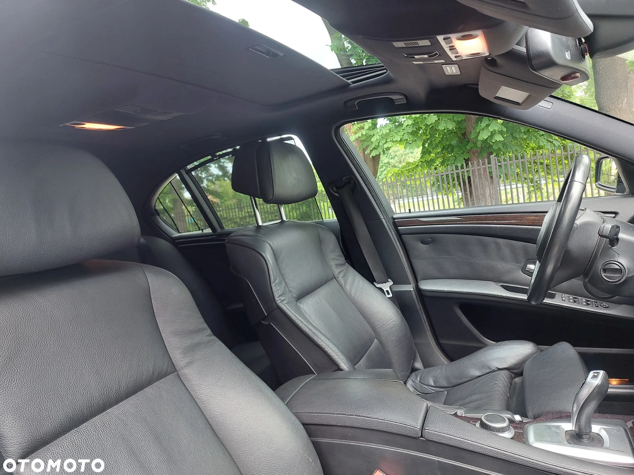 BMW Seria 5 530i xDrive - 15