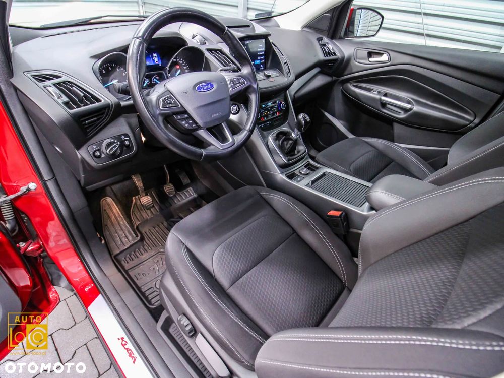 Ford Kuga 1.5 EcoBoost 2x4 Titanium - 18