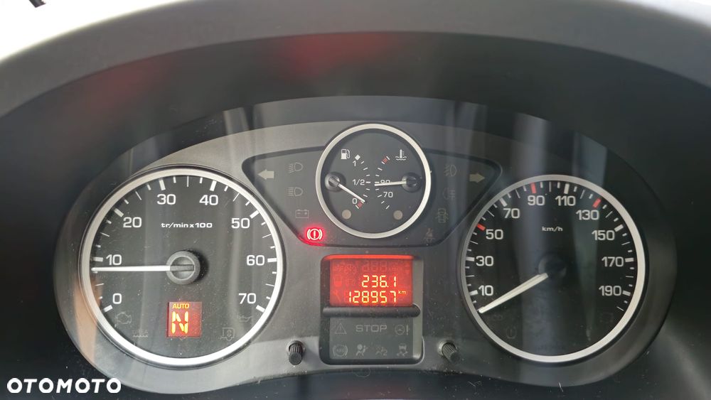 Citroën Berlingo Multispace BlueHDi 100 S&S ETG6 SELECTION - 23