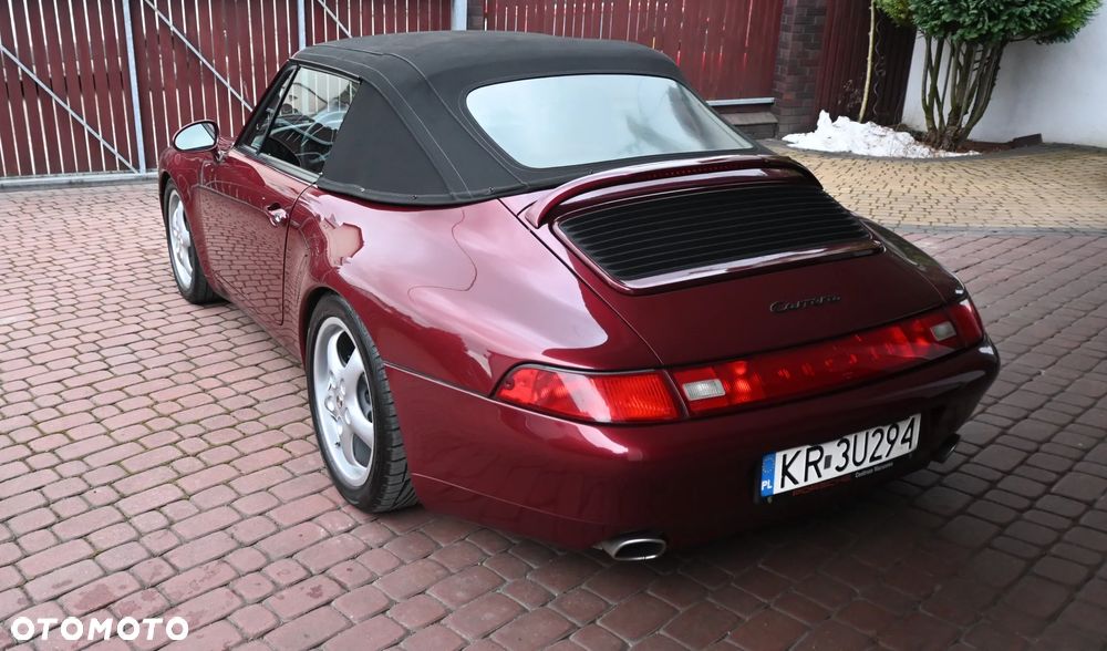 Porsche 911 Carrera - 3