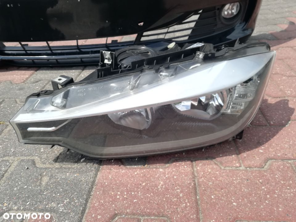 ZDERZAK PRZÓD BMW 3 F30 WERSJA USA, REFLEKTOR, HALOGEN - 2