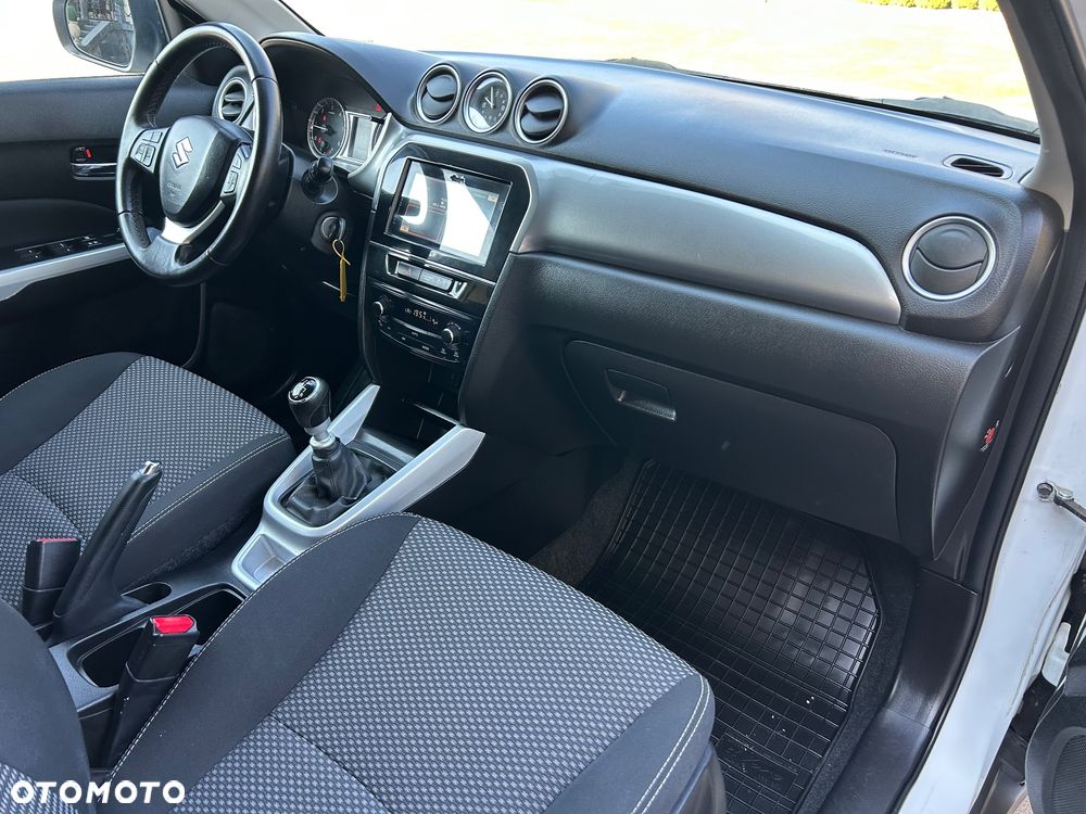 Suzuki Vitara 1.6 DDiS (4x2) Comfort+ - 17