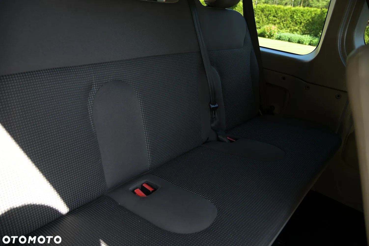 Opel Vivaro - 18