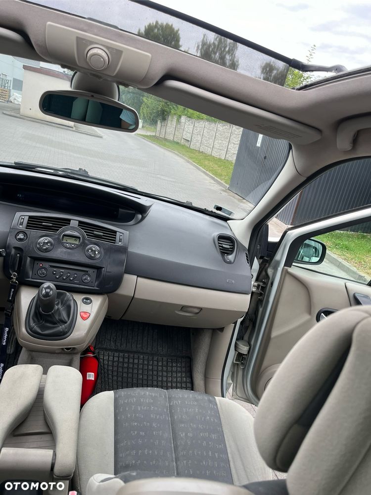 Renault Scenic 1.5d Ci Confort Privilege - 31