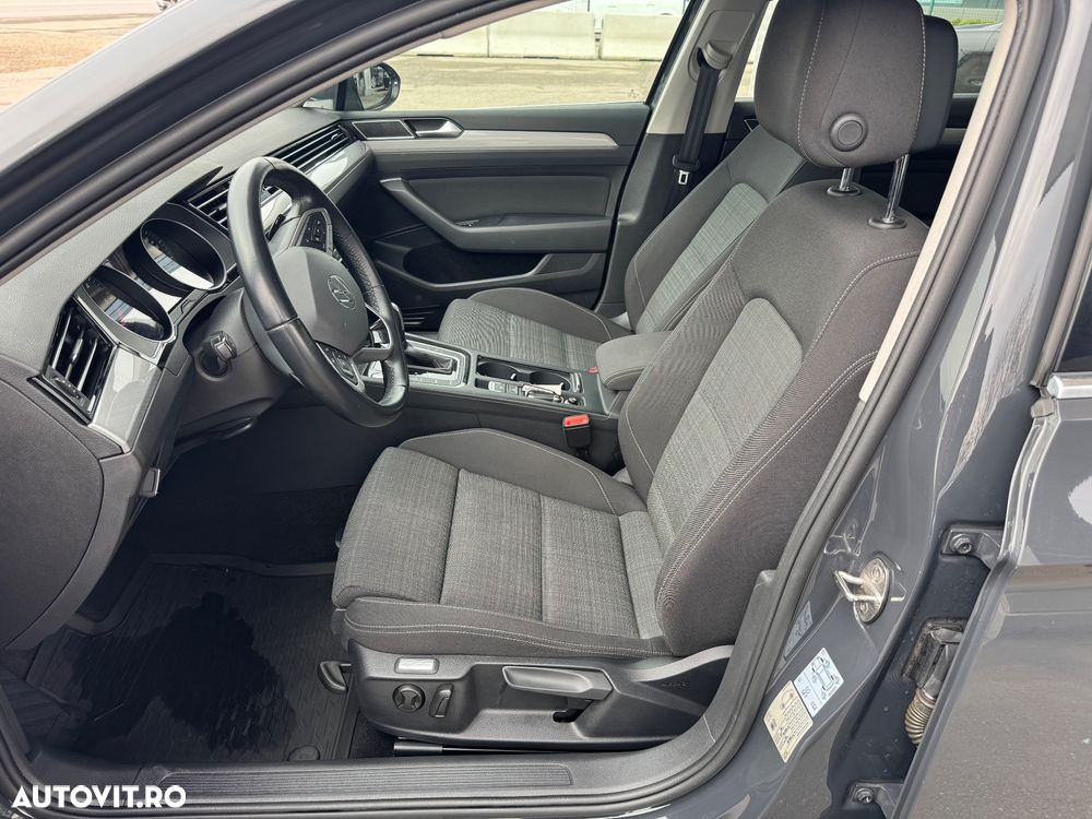 Volkswagen Passat 2.0 TDI DSG Comfortline - 14