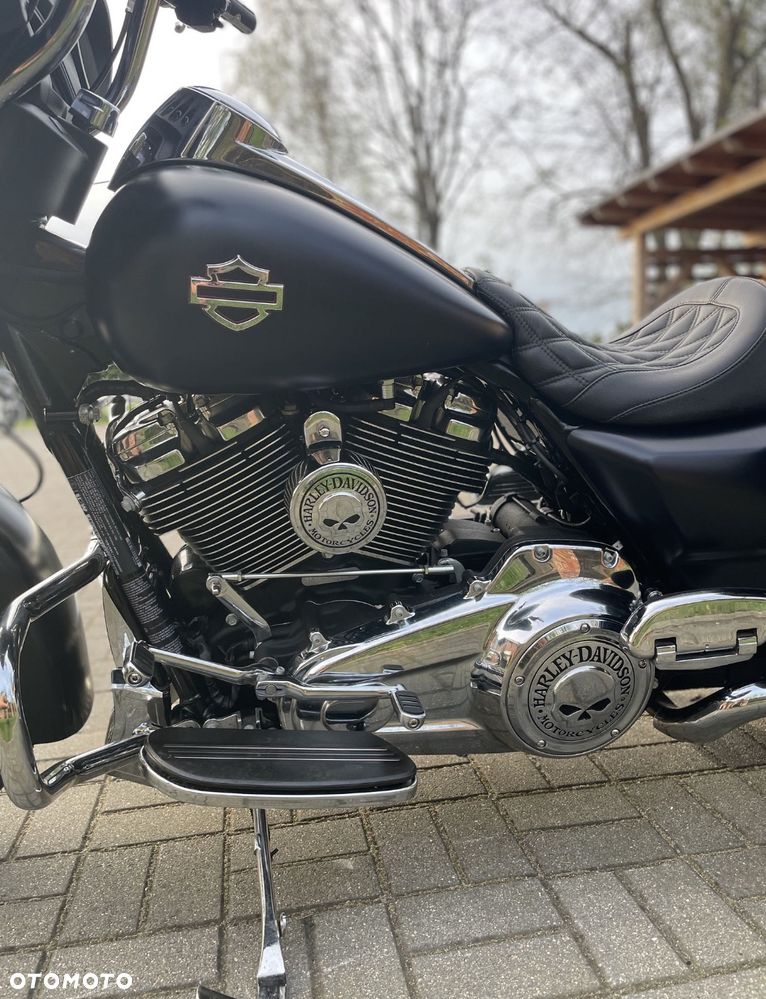 Harley-Davidson FLHXS Special - 7