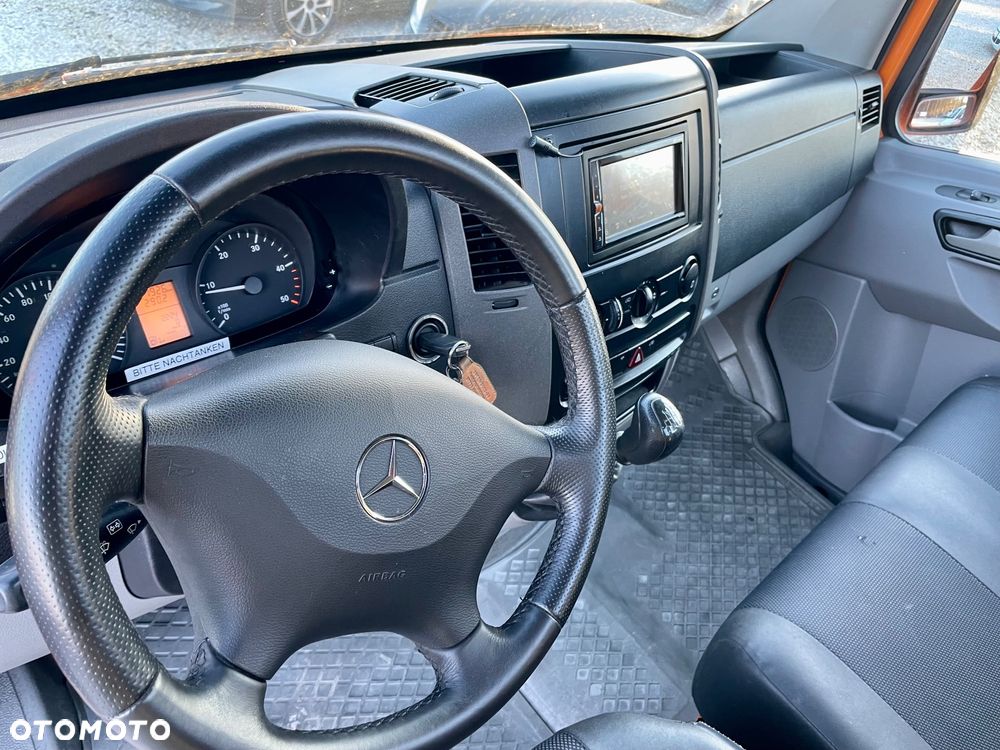 Mercedes-Benz Sprinter - 3