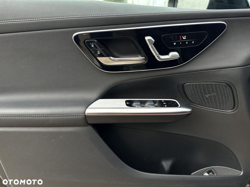 Mercedes-Benz GLC - 10