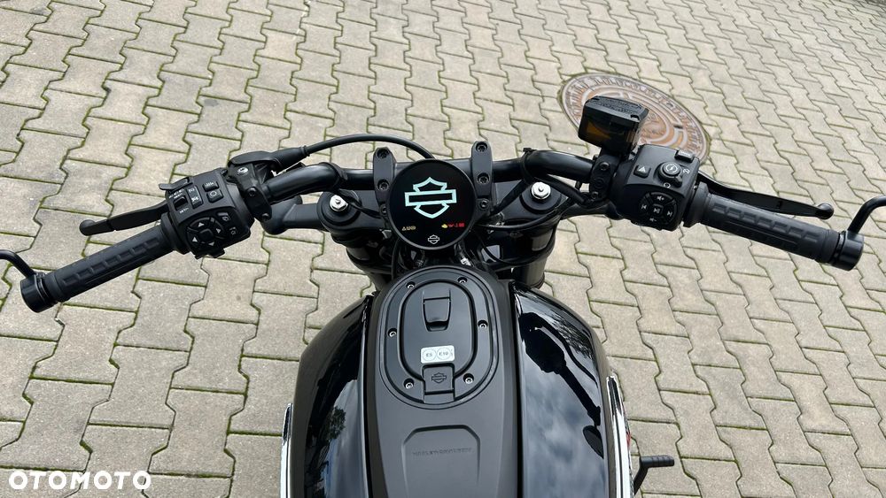 Harley-Davidson Sportster - 10