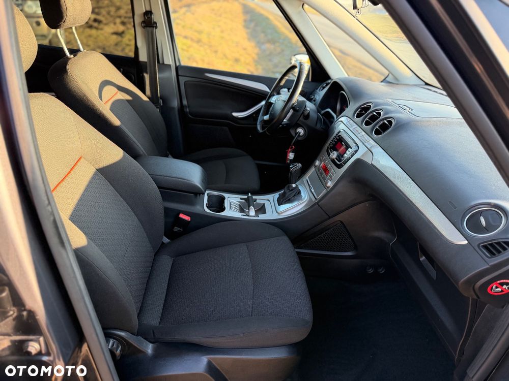Ford Galaxy 2.0 TDCi Trend - 28